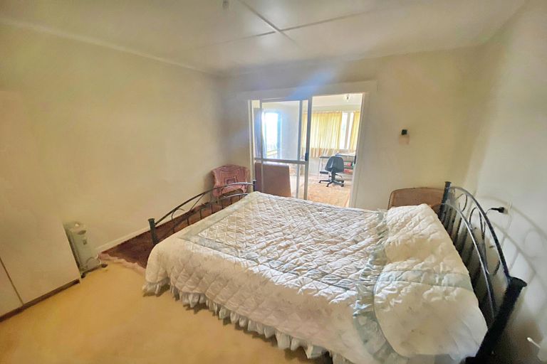 Photo of property in 9 Hauraki Road, Leigh, 0985