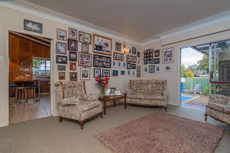 Photo of property in 15 Saint Johns Avenue, Tuakau, 2121