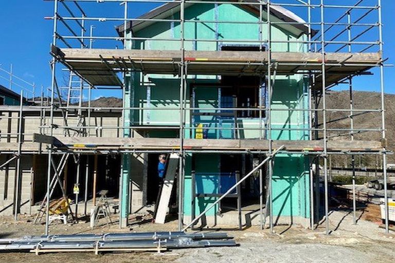 Photo of property in 28 Wallis Drive, Cromwell, 9310