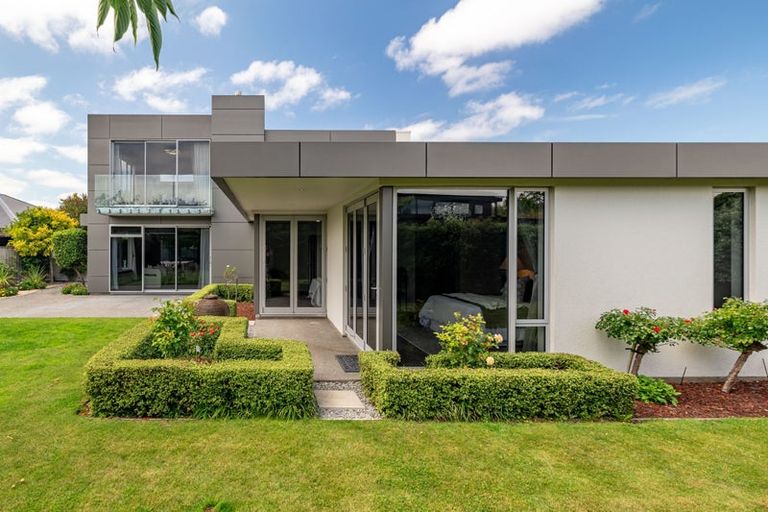 Photo of property in 10 Hatton Court, Northwood, Christchurch, 8051