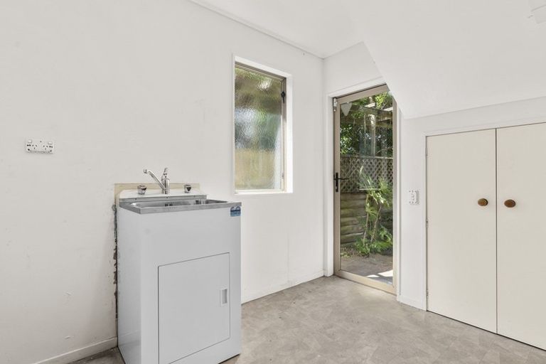 Photo of property in 1/10 Norman Road, Hauraki, Auckland, 0622