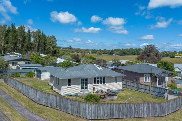 Photo of property in 1 Kowhai Place, Waipukurau, 4200