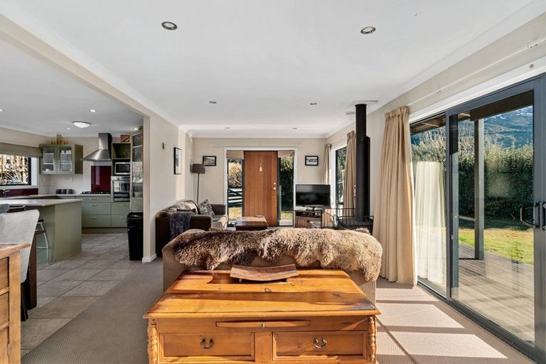 Photo of property in 4 Parry Crescent, Lake Hawea, Wanaka, 9382