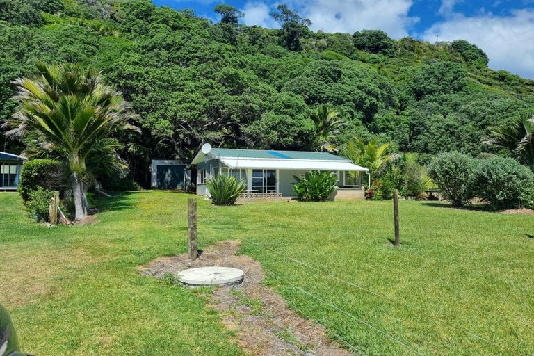 Photo of property in 10734 State Highway 35, Waihau Bay, Te Kaha, 3199