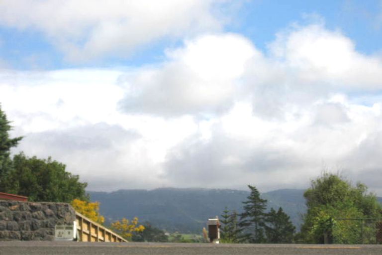 Photo of property in 4142 Great North Road, Glendene, Auckland, 0602