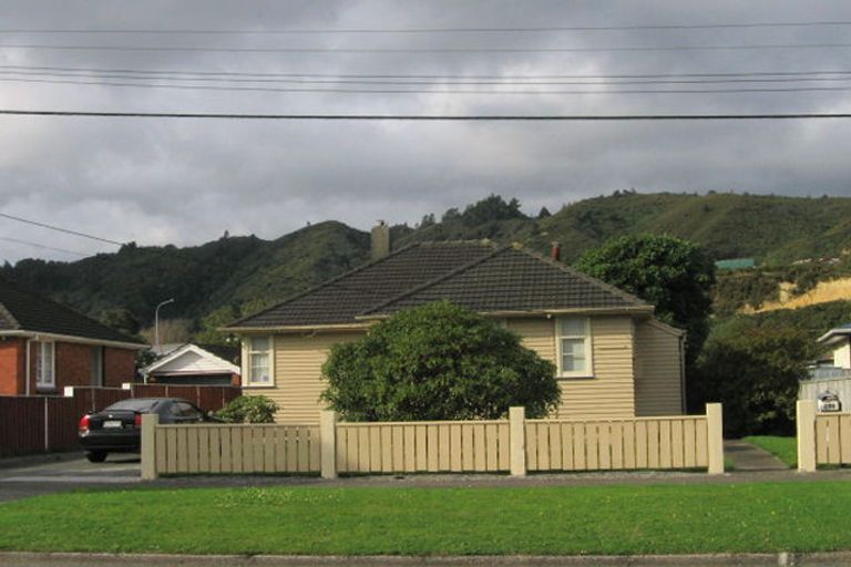 Photo of property in 348 Oxford Terrace, Avalon, Lower Hutt, 5011