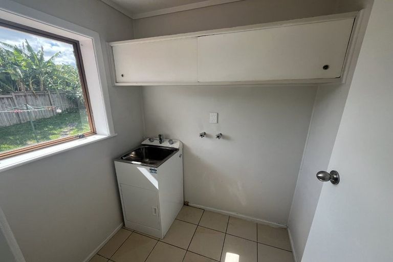 Photo of property in 12 Fairdale Avenue, Red Hill, Papakura, 2110