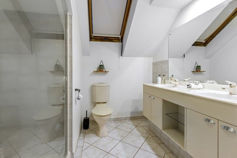 Photo of property in 2/5 Jutland Street, Mairangi Bay, Auckland, 0630