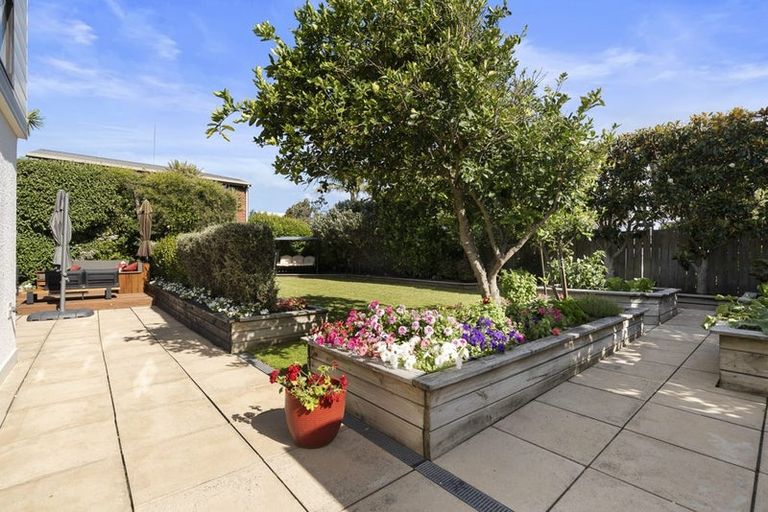 Photo of property in 18 Ocean Road, Ohope, 3121