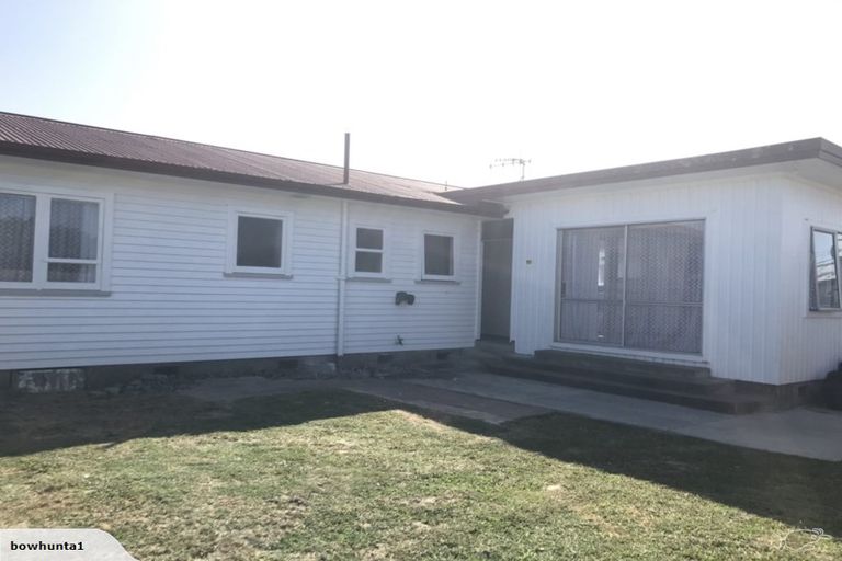 Photo of property in 3 Curling Crescent, Onekawa, Napier, 4110