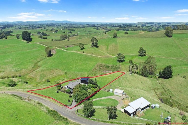 Photo of property in 125 Te Tahi Road, Puketotara, Te Awamutu, 3876