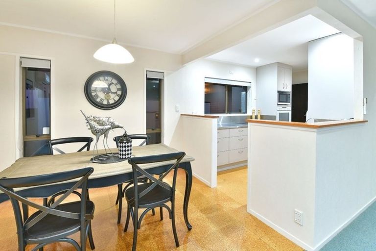 Photo of property in 2/12 Ramsgate Terrace, Mairangi Bay, Auckland, 0630