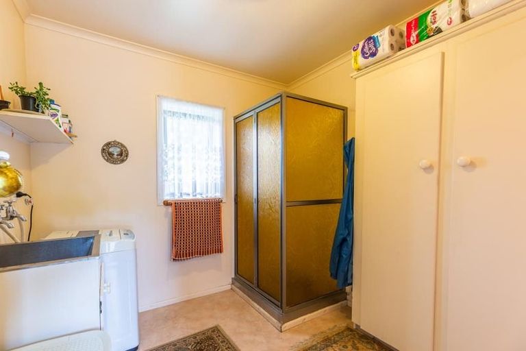 Photo of property in 72 Parsonage Road, Waimate, 7978