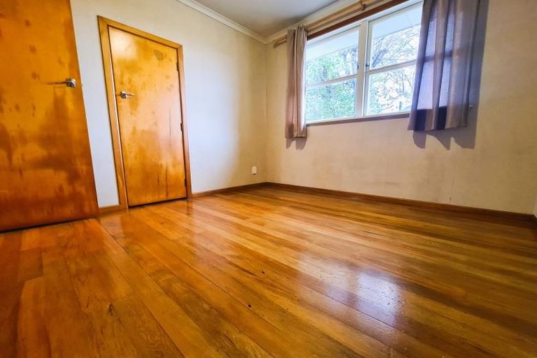 Photo of property in 20 Hartley Terrace, Massey, Auckland, 0614