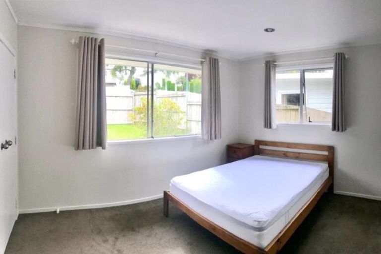 Photo of property in 71 Chartwell Avenue, Glenfield, Auckland, 0629