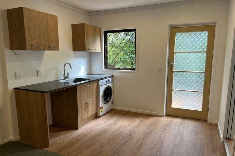 Photo of property in 42 Coroglen Avenue, Birkenhead, Auckland, 0626