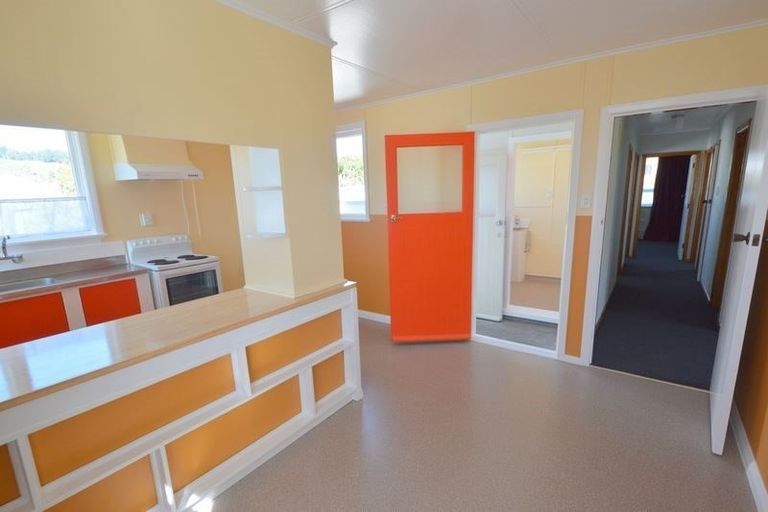 Photo of property in 42 Roslyn Street, Taumarunui, 3920