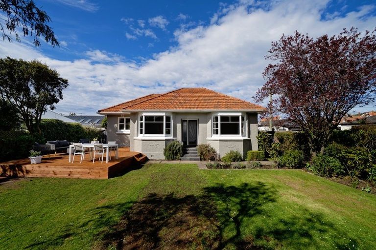 Photo of property in 211a Bay View Road, Saint Clair, Dunedin, 9012