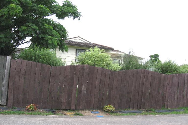 Photo of property in 28 Childers Road, Ranui, Auckland, 0612