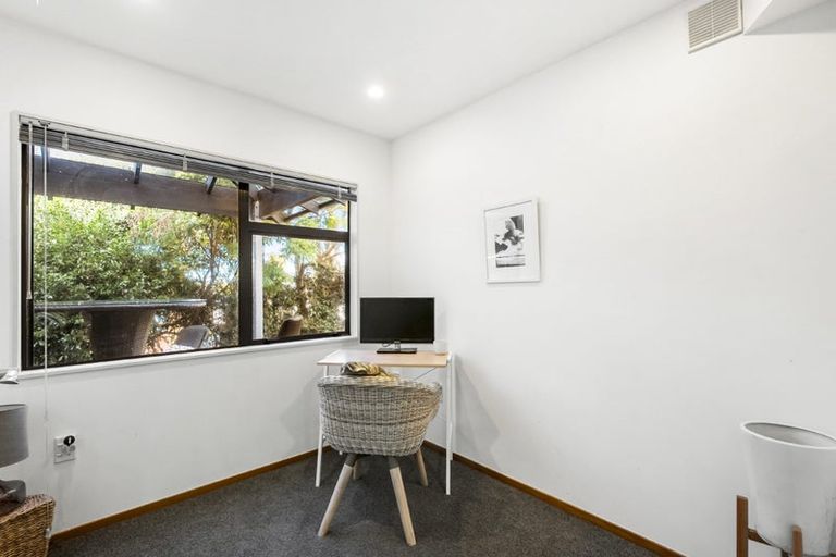 Photo of property in 2/16 Law Street, Torbay, Auckland, 0630
