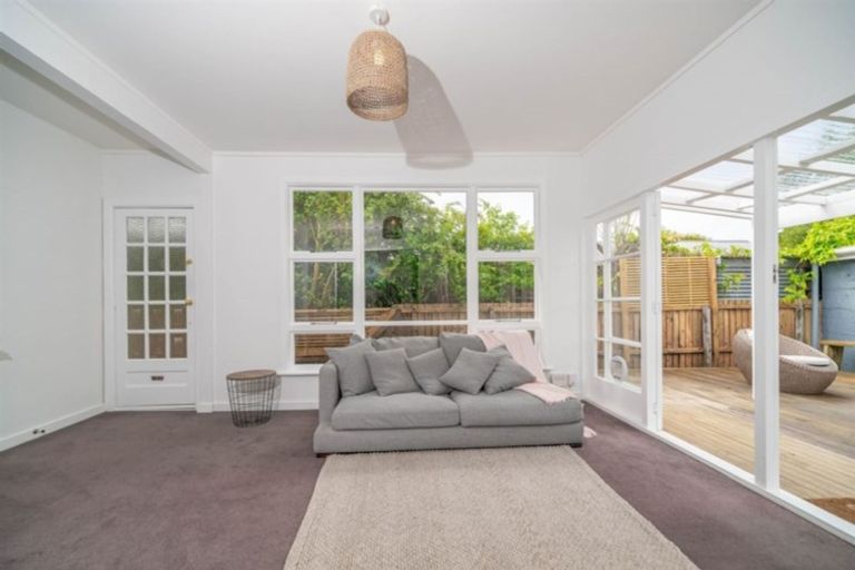 Photo of property in 141 Union Street, New Brighton, Christchurch, 8061