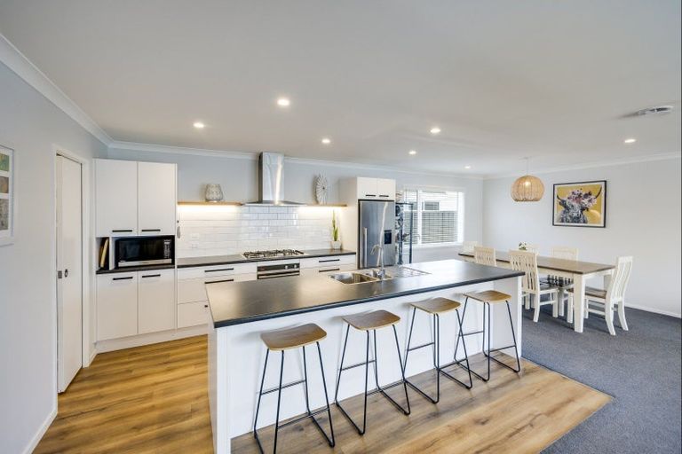 Photo of property in 26 Hurunui Drive, Te Awa, Napier, 4110