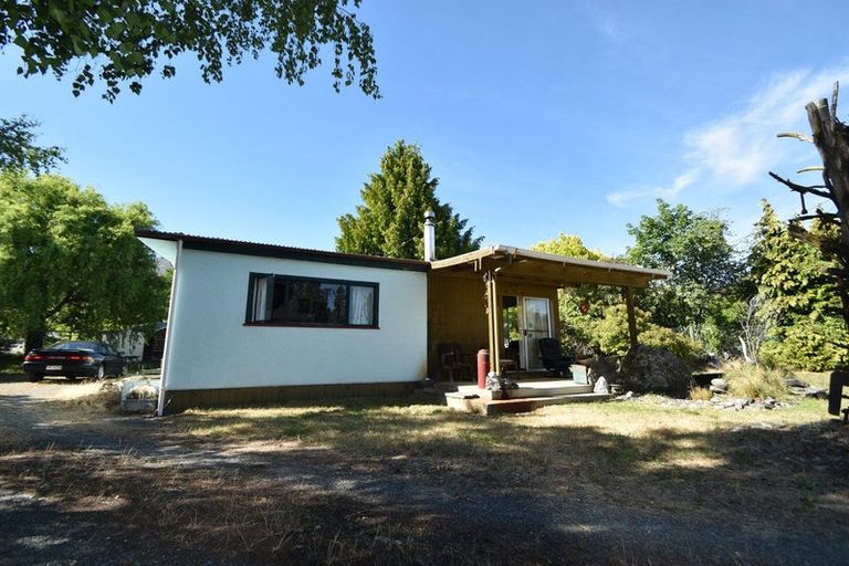 Photo of property in 9 Sutherland Road, Omarama, 9412