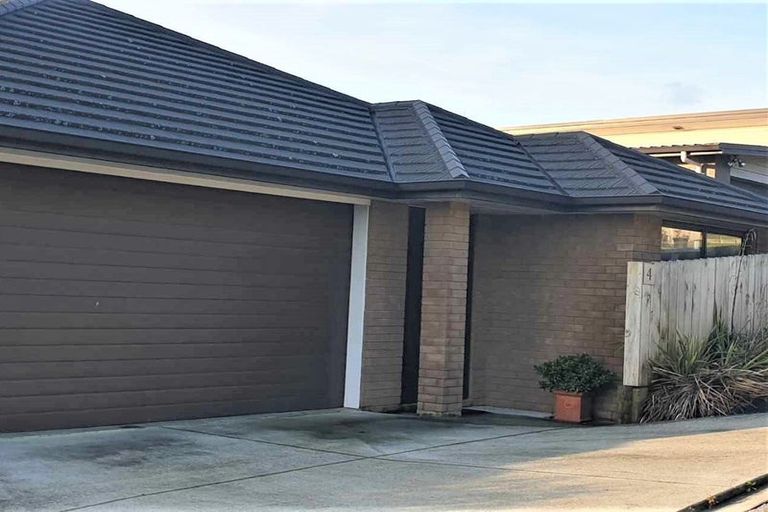 Photo of property in 4 Rooseville Mews, Pukekohe, 2120