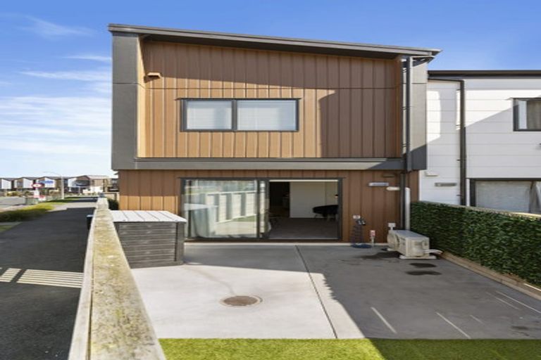 Photo of property in 40 Mahalo Avenue, Wiri, Auckland, 2104