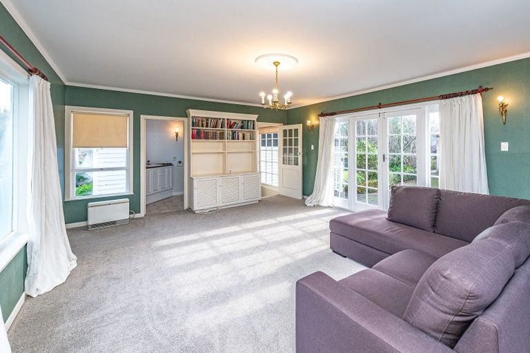 Photo of property in 2 Kawau Place, Otamatea, Whanganui, 4500