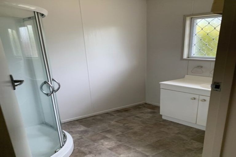 Photo of property in 1/15 Omana Road, Milford, Auckland, 0620