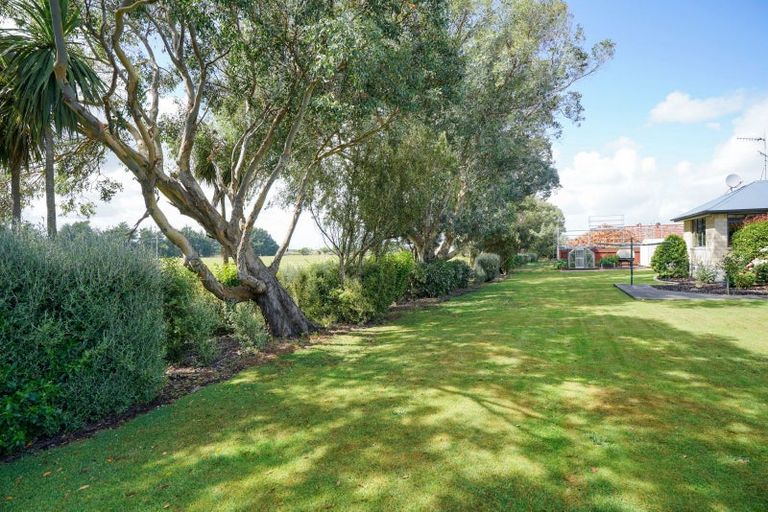 Photo of property in 60 Glenroy Park Drive, Waikiwi, Invercargill, 9810