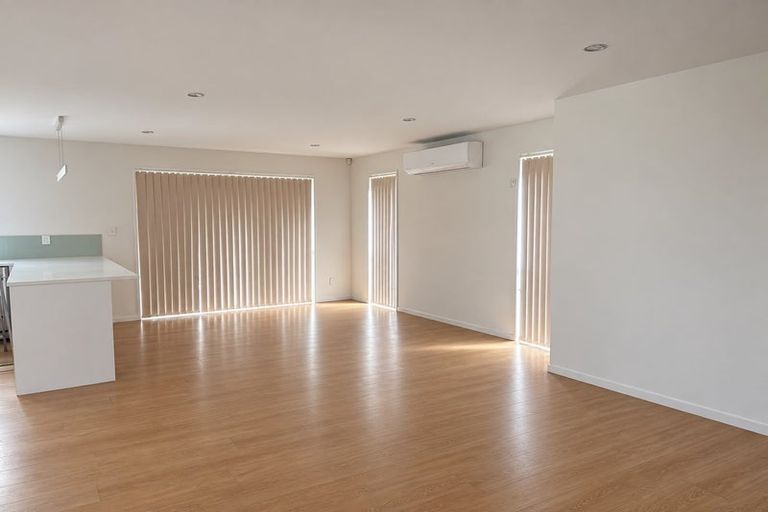 Photo of property in 45 Carnoustie Drive, Wattle Downs, Auckland, 2103