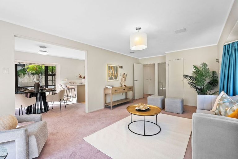 Photo of property in 2/97 Matipo Road, Mairangi Bay, Auckland, 0630