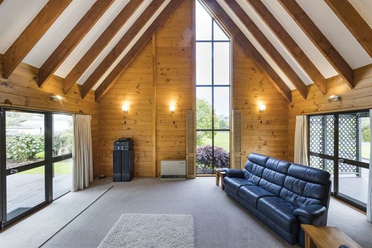 Photo of property in 9 Wanganui Road, Marton, 4710