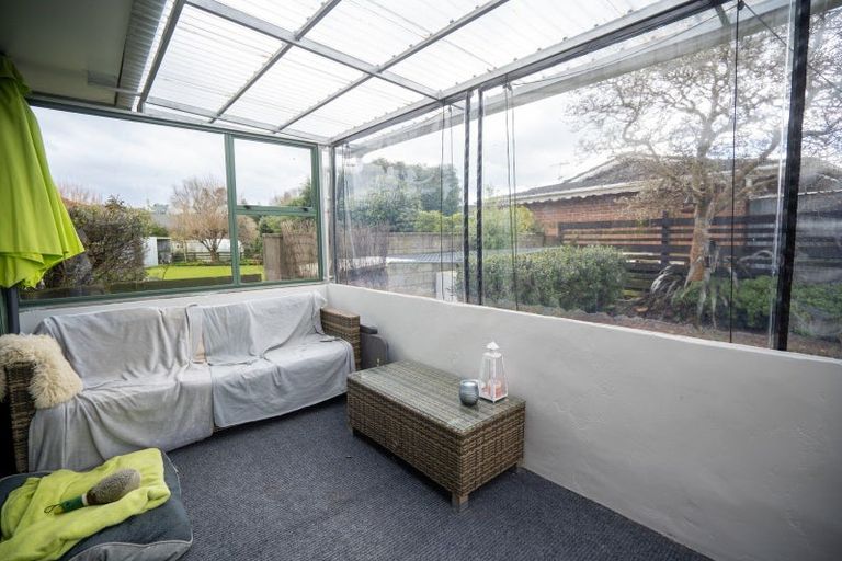 Photo of property in 18 Hamilton Avenue, Winton, 9720