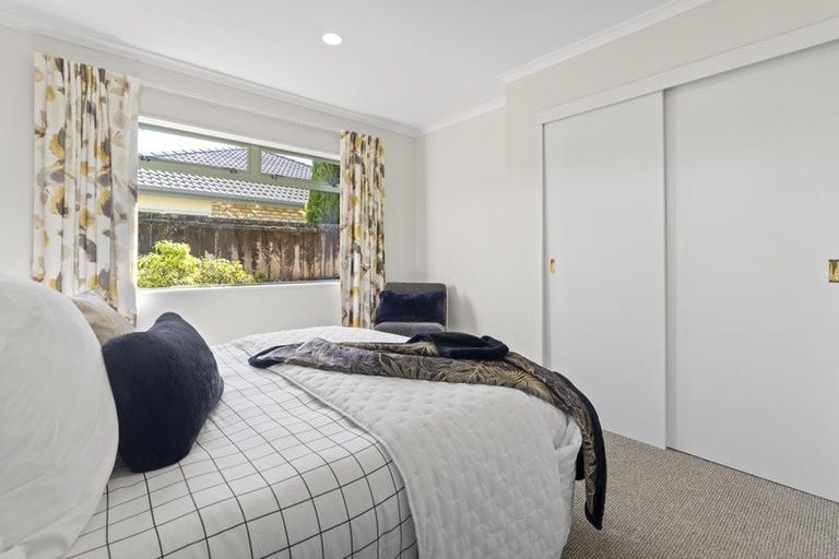 Photo of property in 23 Dan Tori Place, Orewa, 0931