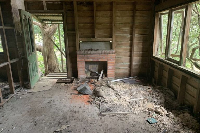 Photo of property in 17 Cynthia Place, Baylys Beach, 0377