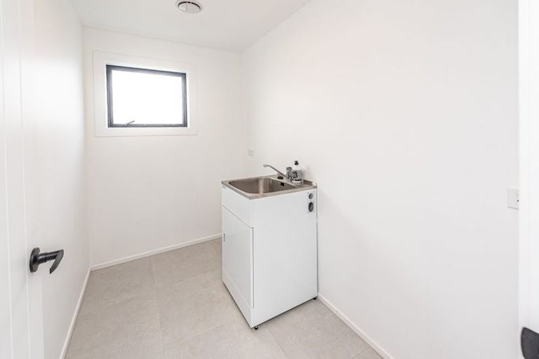 Photo of property in 16 Coleman Avenue, Waverley, 4591