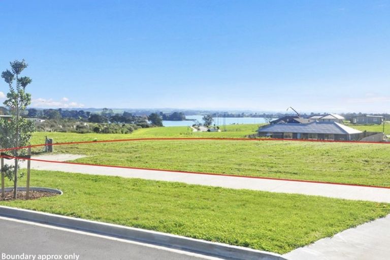 Photo of property in 61 Mclarin Road, Glenbrook, Waiuku, 2681