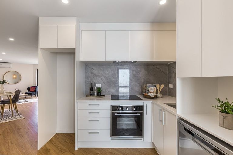 Photo of property in 1a Bellville Drive, Clendon Park, Auckland, 2103