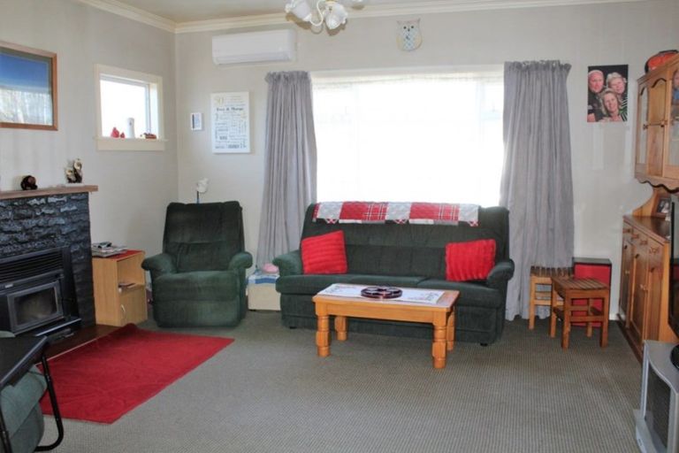 Photo of property in 15 Neptune Street, Dannevirke, 4930