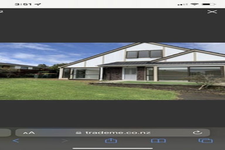 Photo of property in 2/14 Galloway Crescent, Farm Cove, Auckland, 2012