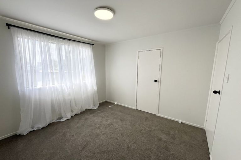 Photo of property in 87 Keegan Drive, Massey, Auckland, 0614