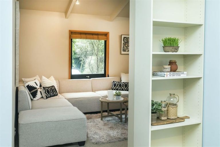 Photo of property in 20 Raekura Place, Redcliffs, Christchurch, 8081