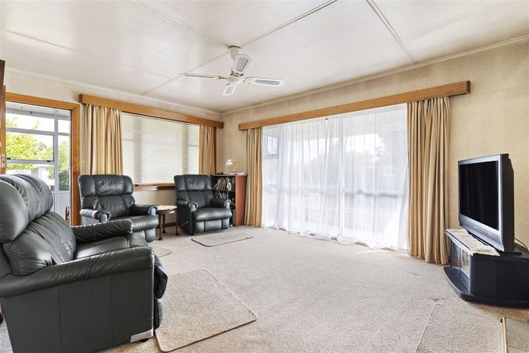 Photo of property in 23 Solway Crescent, Solway, Masterton, 5810