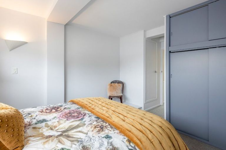 Photo of property in 22/4 Claremont Grove, Mount Victoria, Wellington, 6011