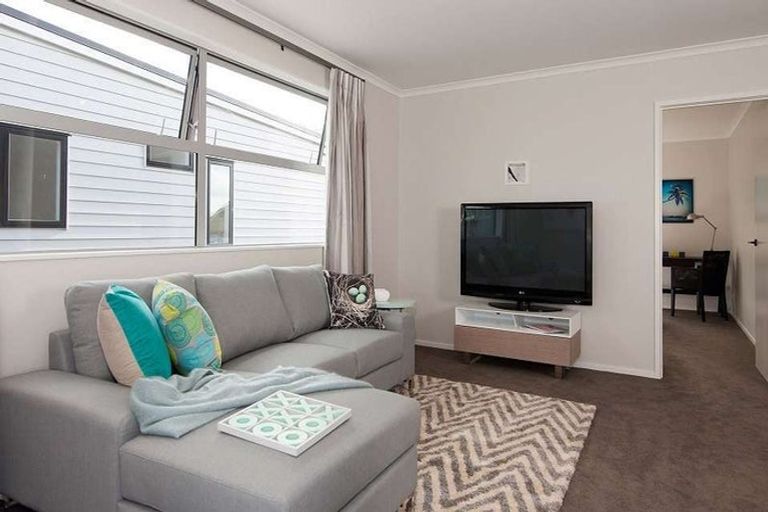 Photo of property in 3 Liquidambar Drive, Hobsonville, Auckland, 0616