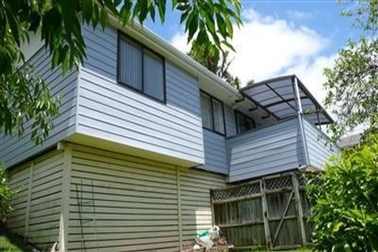 Photo of property in 2/141 Spinella Drive, Bayview, Auckland, 0629