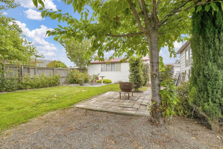 Photo of property in 37 Halswell Road, Hillmorton, Christchurch, 8025